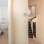 Апартаменты Urban Oasis, Home-triest Com *