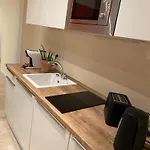Urban Oasis, Home-triest Com Триест