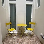 Appartement Urban Oasis, Home-triest Com *