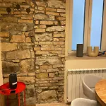 Urban Oasis, Home-triest Com Appartement