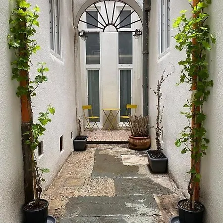 Apartment Urban Oasis, Home-triest Com Trieste